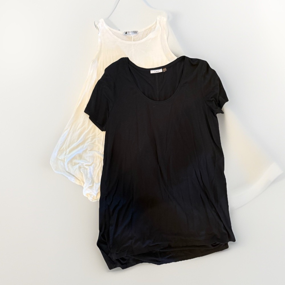 Lot Of 2 Women's Basic‎ T Shirts Size Large Black And White Bundle